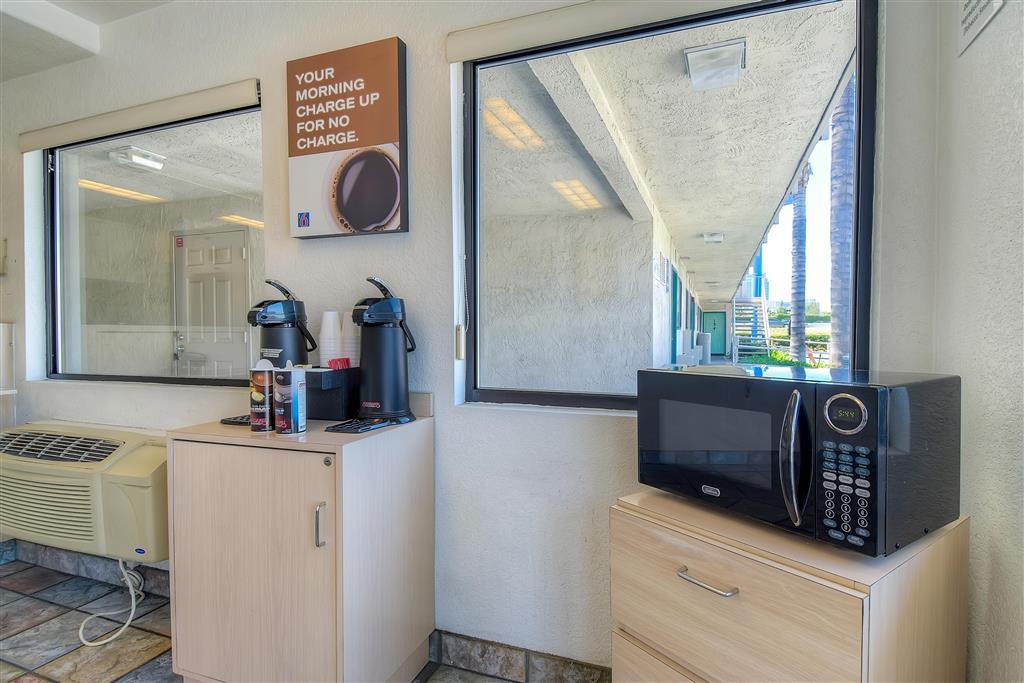 Motel 6 Anaheim Stadium - Orange Beltér fotó
