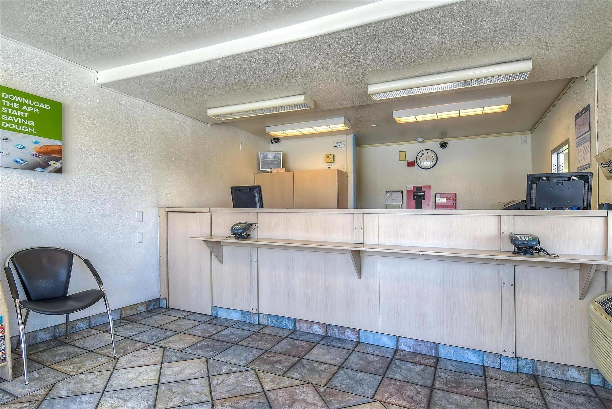 Motel 6 Anaheim Stadium - Orange Kültér fotó